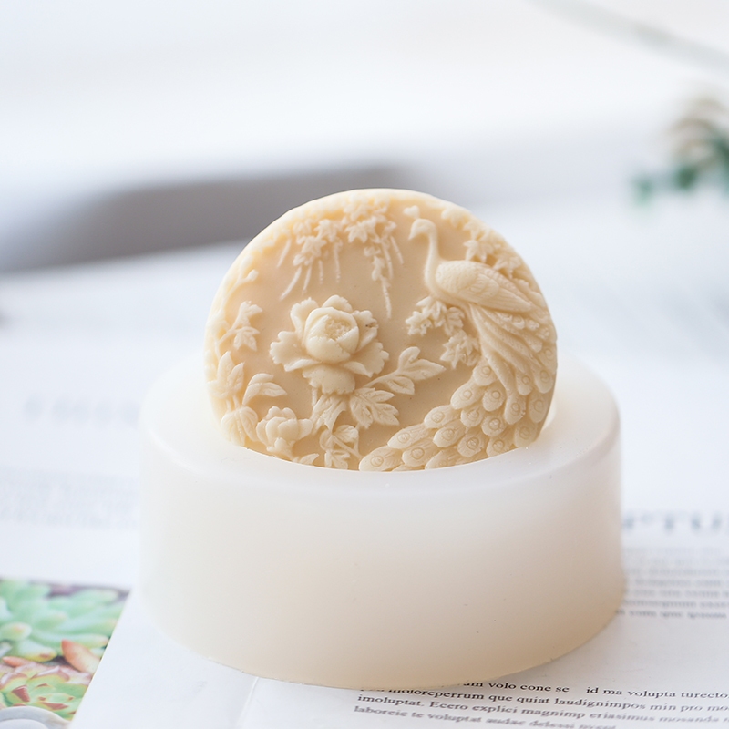 Chim Công Họa Tiết Hoa Xà Phồn - đánh giá và giá Soap Making Art